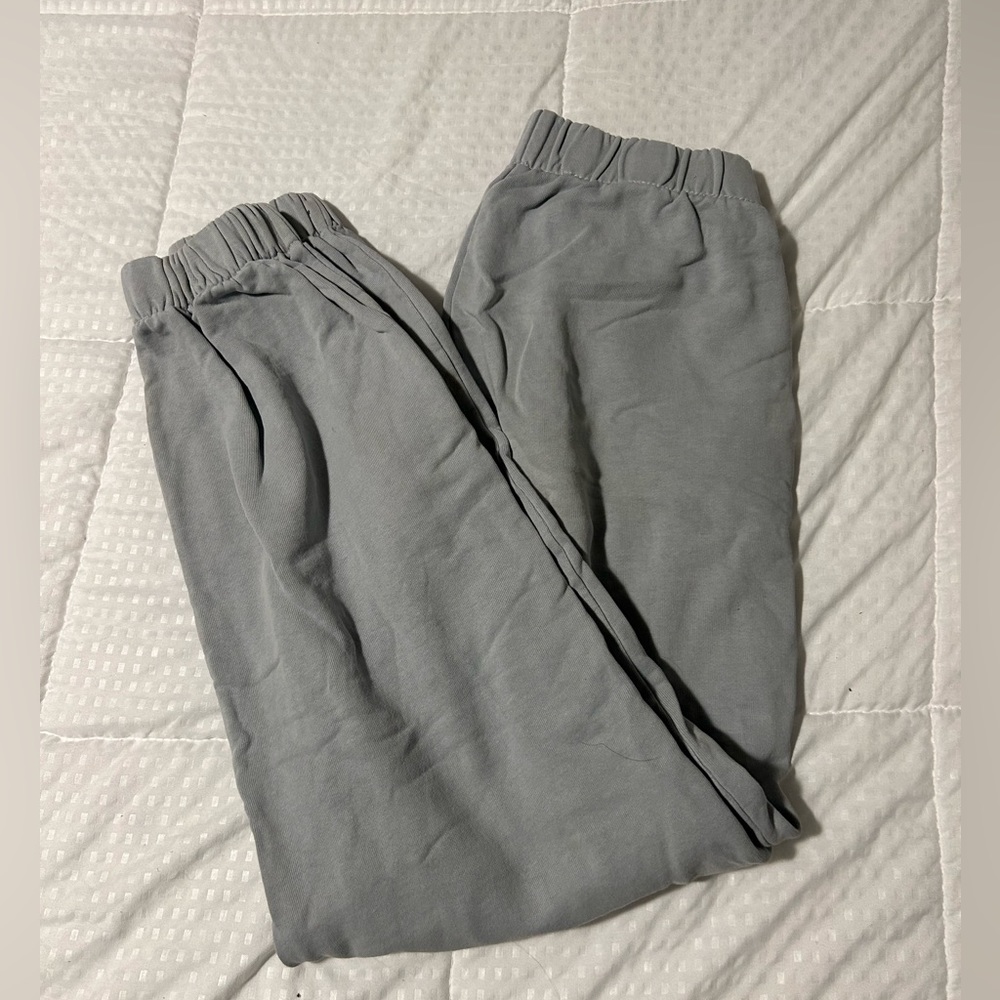 Brandy Melville Grey Rosa sweat pants